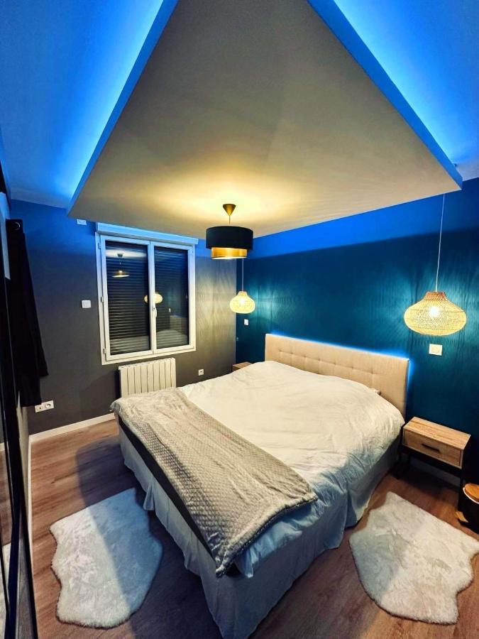 Escapade Relaxante - - Jacuzzi - Sauna - Prives Apartment