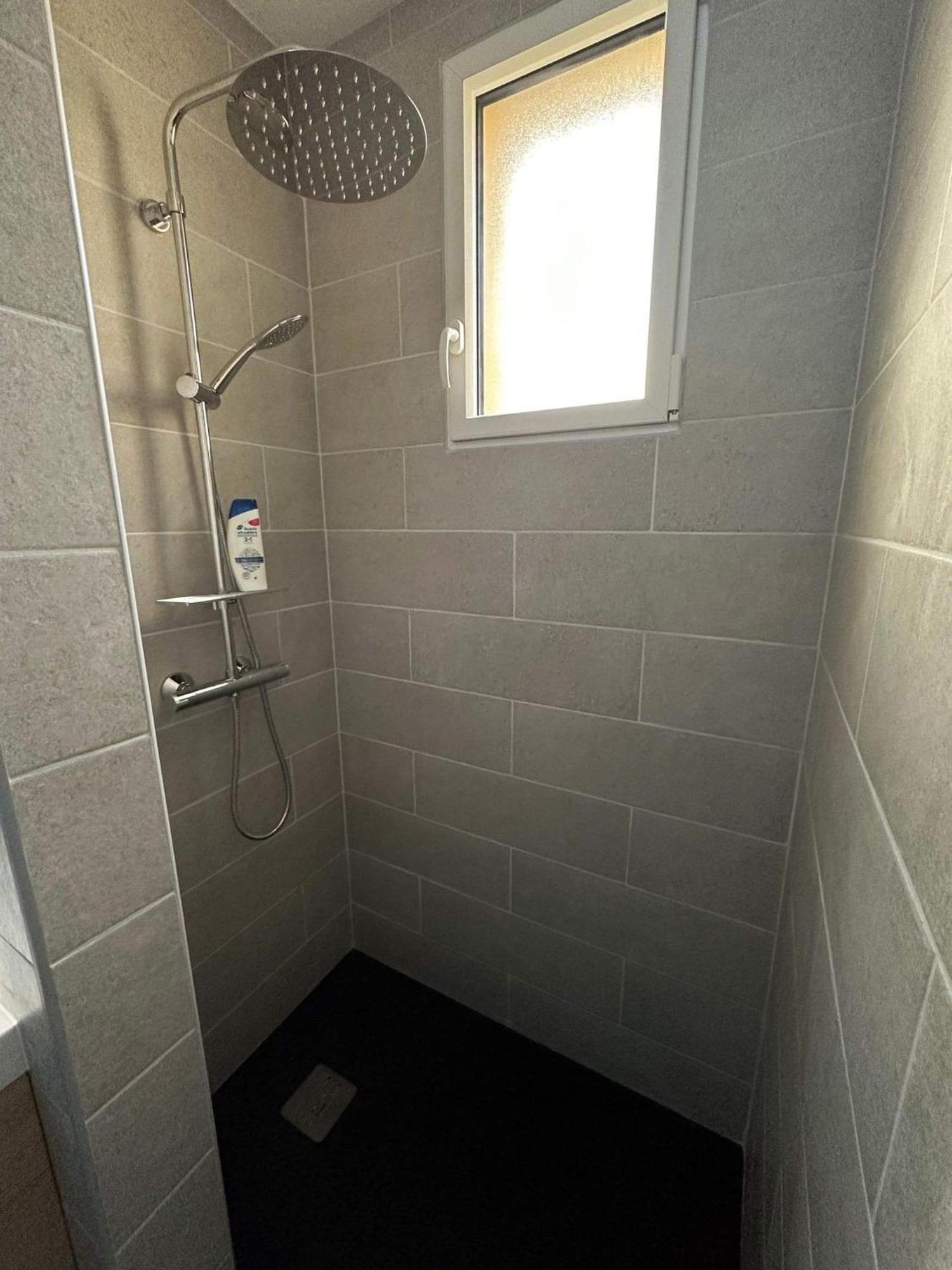 Escapade Relaxante - - Jacuzzi - Sauna - Prives L'Isle-Adam
